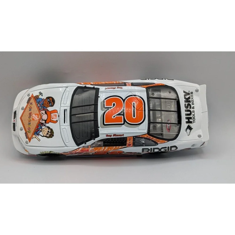2000 Tony Stewart #20 Home Depot Kids Workshop Grand Prix Stock Car Action 1:24